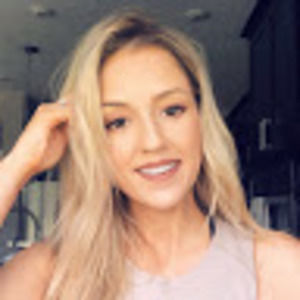 Meet your Posher, Steph